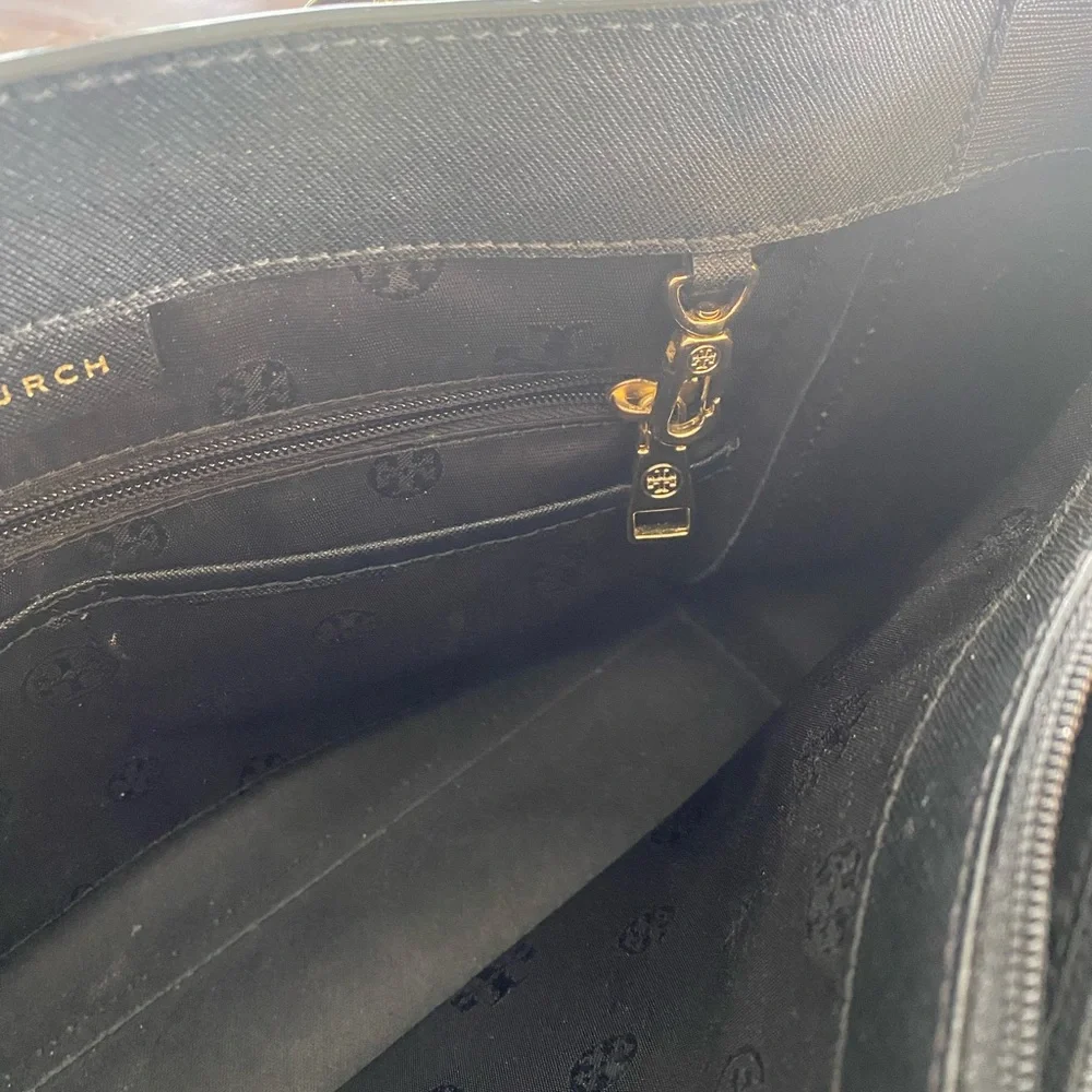 Tory Burch Black & Gold Buckle Tote Bag Purse - Picture 3 of 5